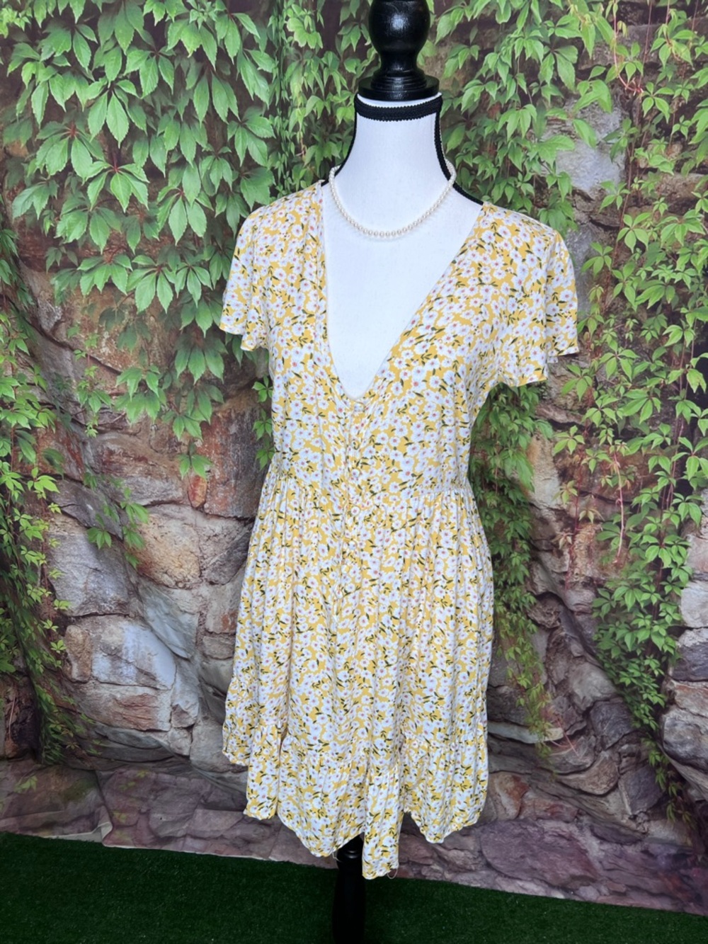 AEROPOSTALE Y2K Style Ditzy Yellow Floral Minidress, S - Picture 2 of 10